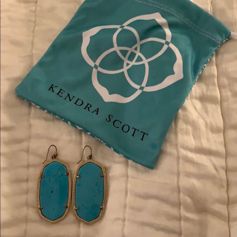Kendra Scott Danielle earrings